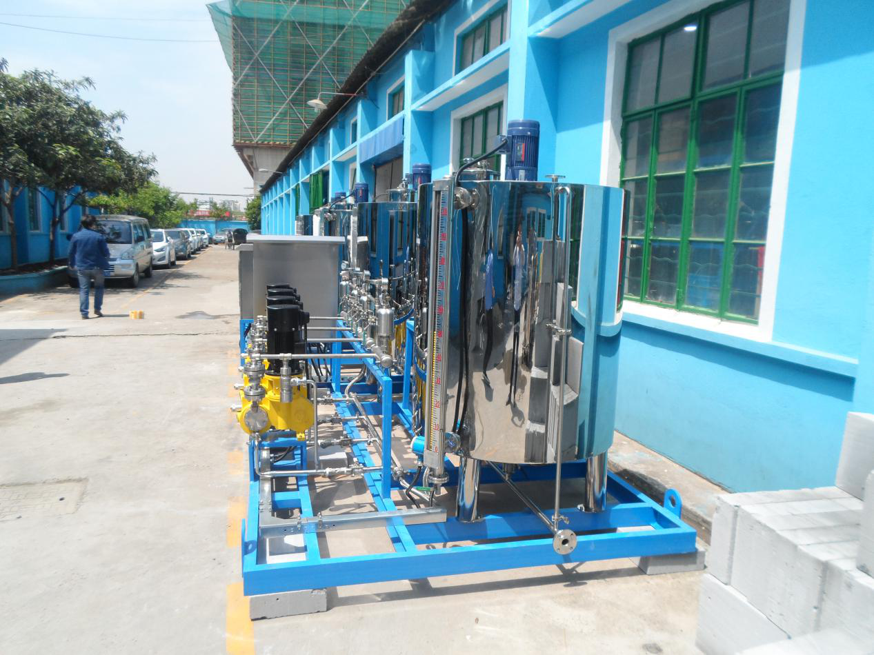 絮凝加药装置絮凝加药装置功能介绍       pac加药装置是混凝剂加药